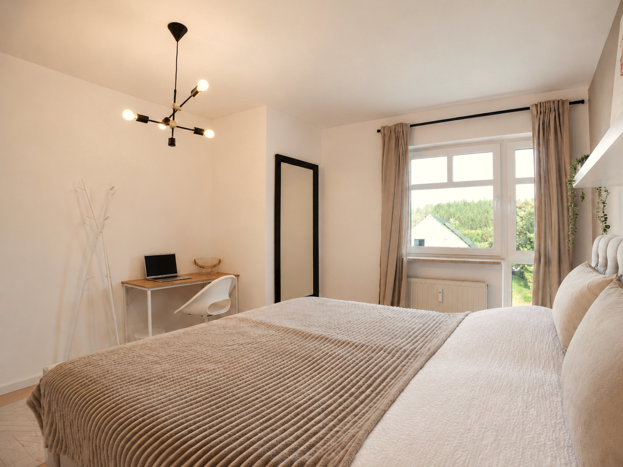 Tiefgarage & Balkon – Ansicht 3